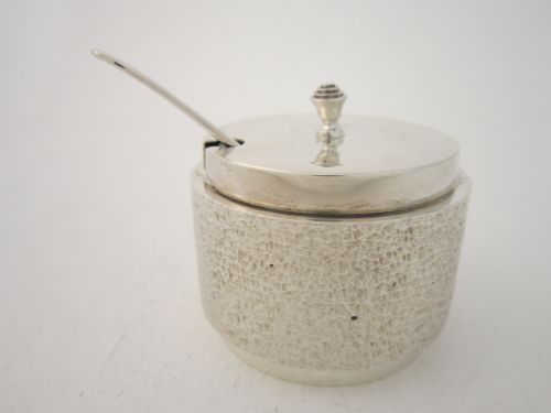 ELIZABETH II STERLING SILVER THEEPIECE CONDIMENT SET 1969 - ADDITIONAL PHOTO 4