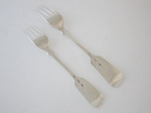 ANTIQUE VICTORIAN STERLING SILVER CANTEEN OF FIDDLE PATTERN CUTLERY 1865 - ADDITIONAL PHOTO 9
