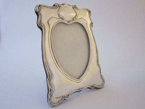 ART NOUVEAU STERLING SILVER PHOTOGRAPH FRAME 1903