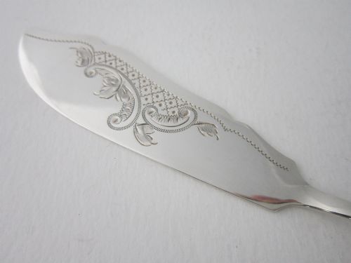 ANTIQUE EDWARDIAN STERLING SILVER BUTTER KNIFE 1906 - ADDITIONAL PHOTO 1