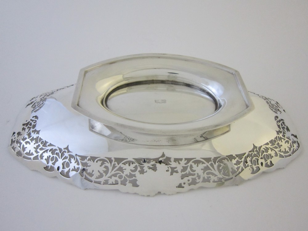 George VI Sterling silver dish View VI
