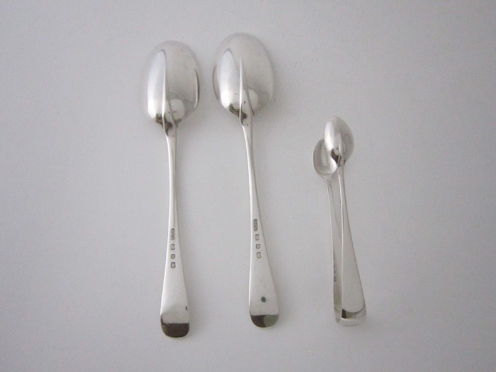 Antique Victorian Sterling silver canteen of rat tail cutlery View XIV