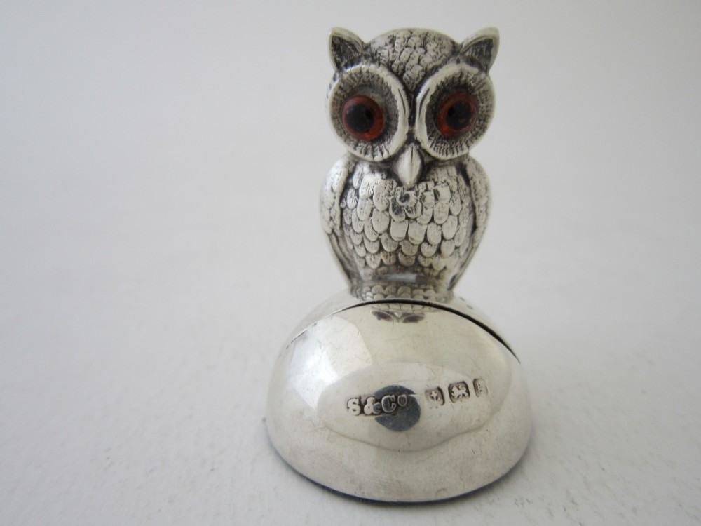Antique Edwardian Sterling silver owl menu/place card holder View IV
