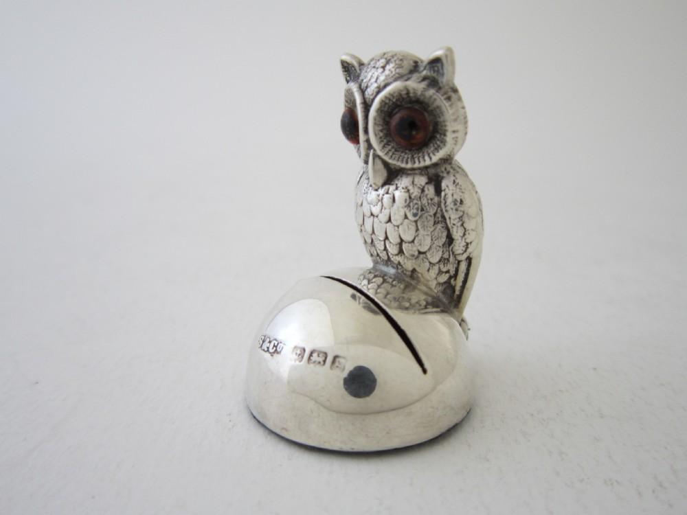 Antique Edwardian Sterling silver owl menu/place card holder View V