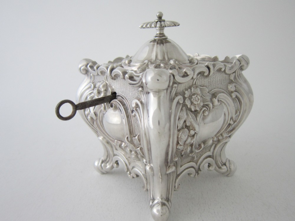 Antique Victorian Sterling silver locking tea caddy View III