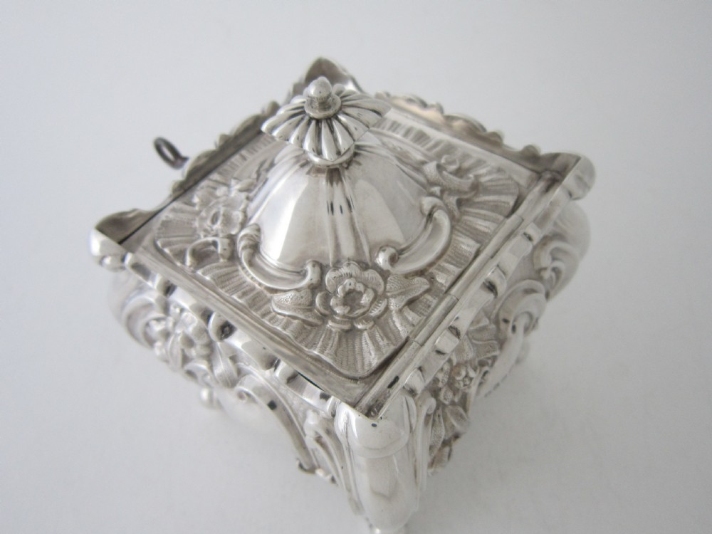 Antique Victorian Sterling silver locking tea caddy View IV