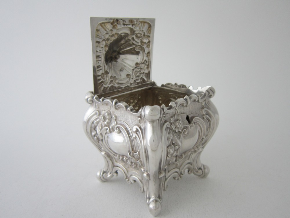 Antique Victorian Sterling silver locking tea caddy View VII