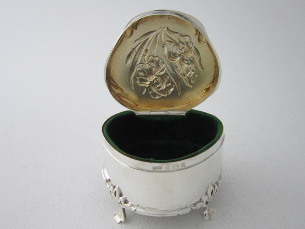 Antique Edwardian Sterling silver trinket box View III