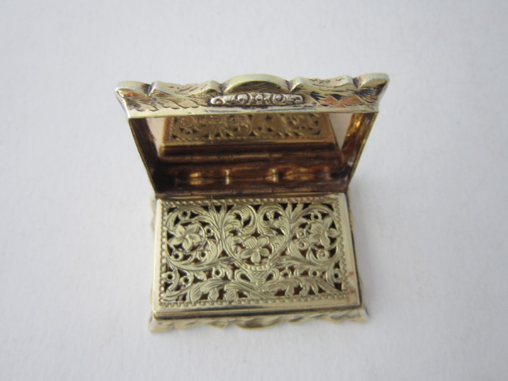 Antique Victorian Sterling Silver Gilt Vinaigrette View VII