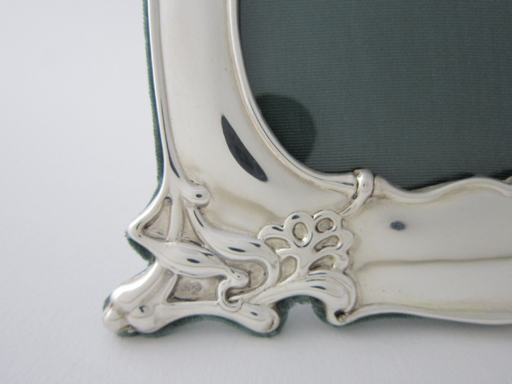 Chester Art Nouveau Sterling silver photograph frame View XII