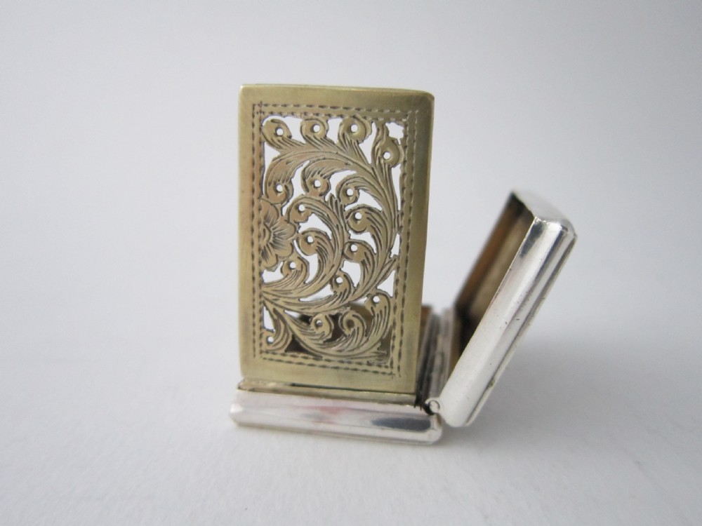 Antique Victorian Sterling silver vinaigrette View V