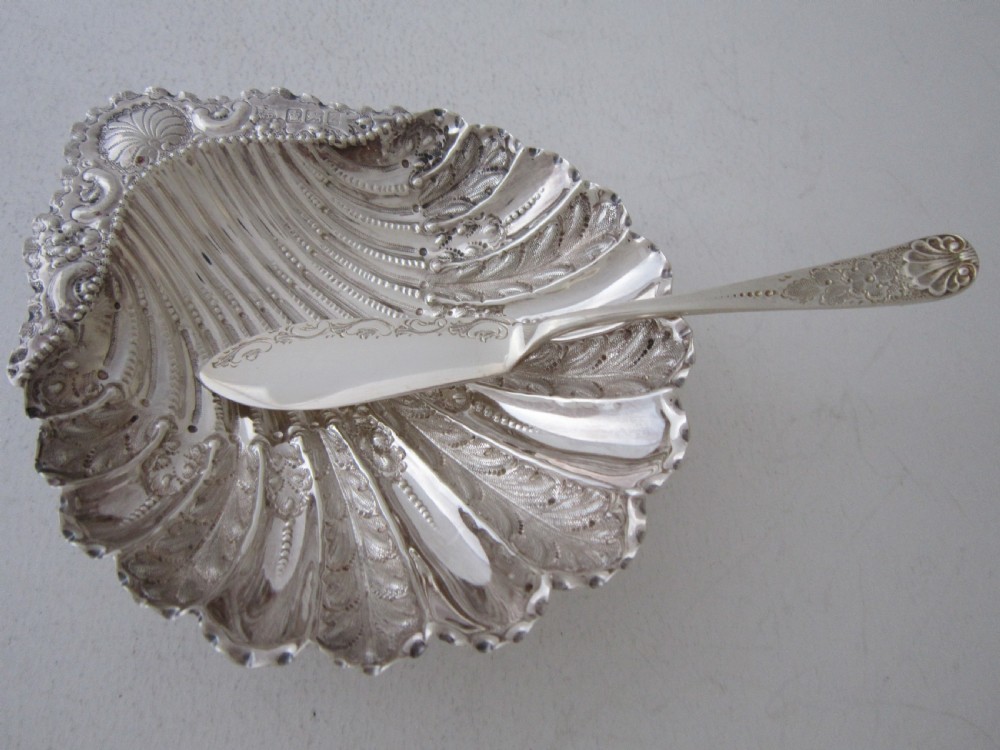 Antique Victorian Sterling Silver Butter Shells View V