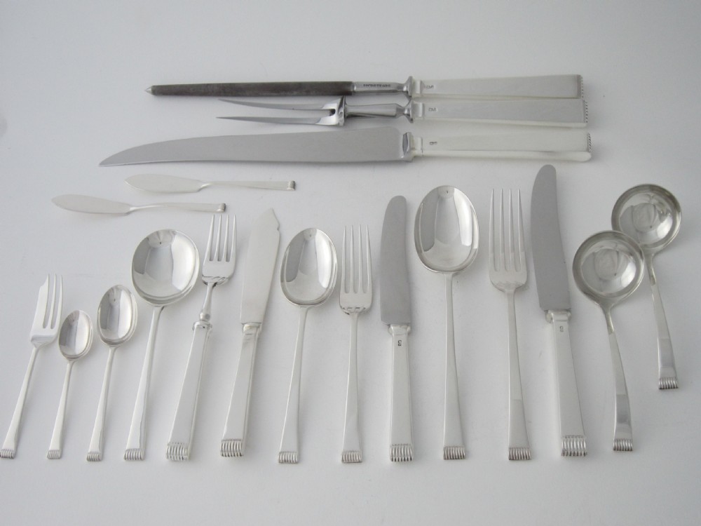 Elizabeth II Sterling Silver Glams Pattern Canteen of Cutlery