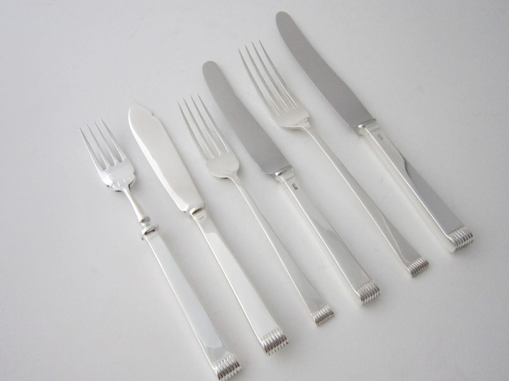Elizabeth II Sterling Silver Glams Pattern Canteen of Cutlery View II