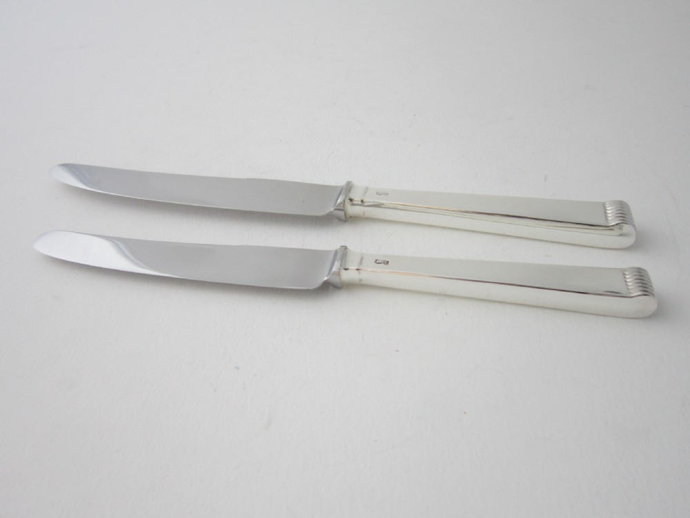 Elizabeth II Sterling Silver Glams Pattern Canteen of Cutlery View VIII