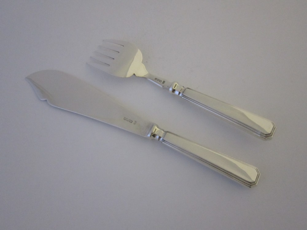 Antique Sterling Silver Athenaeum Pattern Fish Cutlery Set View III