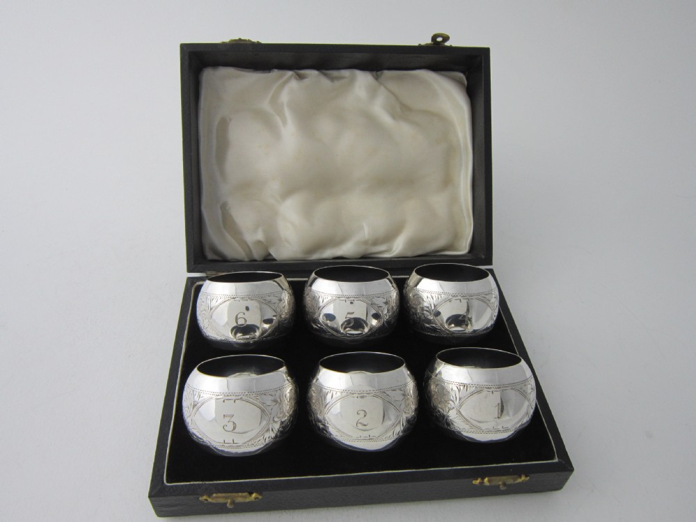 Antique George V Sterling Silver Napkin Rings - 1914 View IV