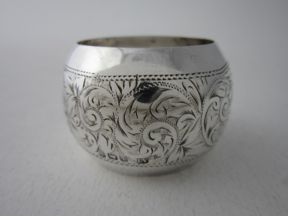 Antique George V Sterling Silver Napkin Rings - 1914 View X