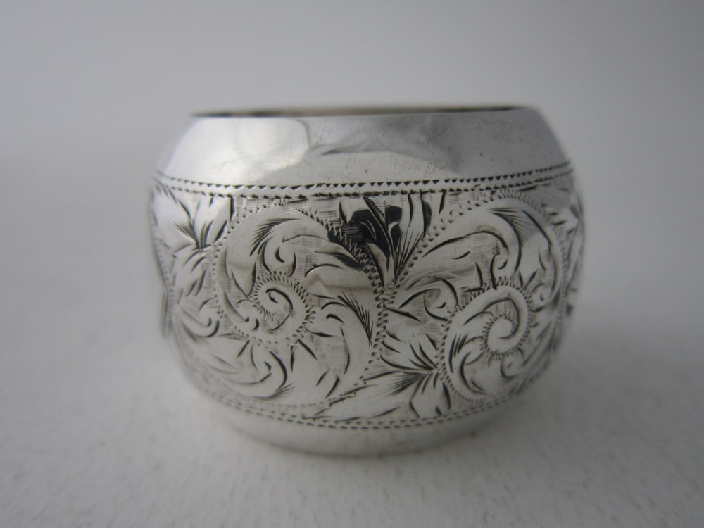 Antique George V Sterling Silver Napkin Rings - 1914 View XI