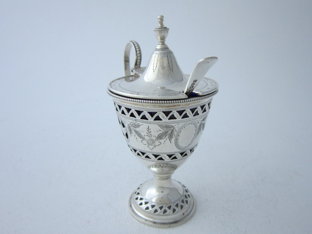Antique George V Sterling Silver Condiment Set - 1928/30 View IV