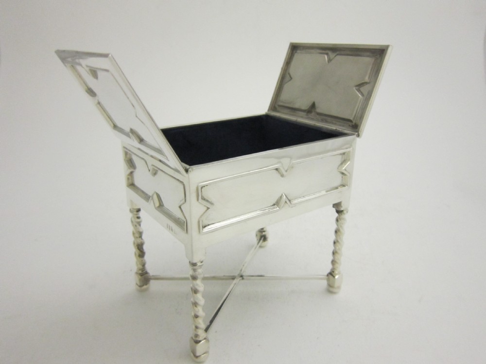 Antique George V Sterling Silver Trinket Box - 1922 View II