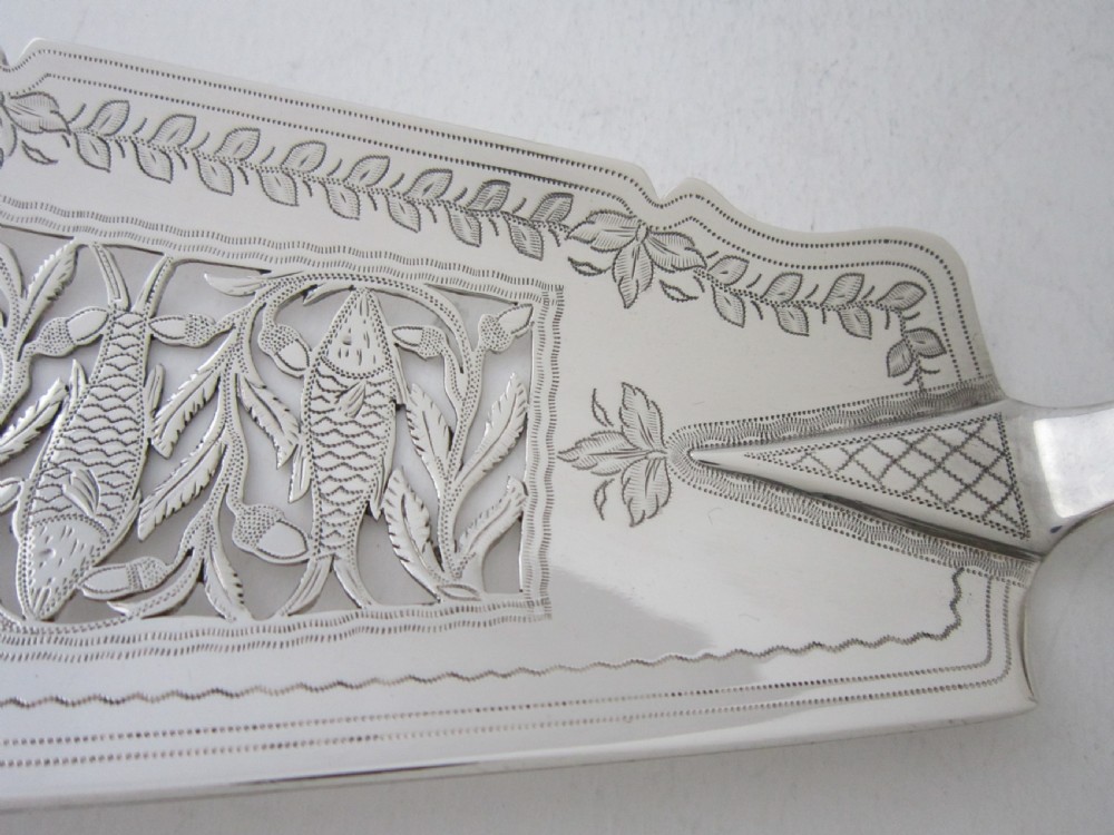 Antique Victorian Sterling Silver Fiddle Pattern Fish Slice - 1840 View V