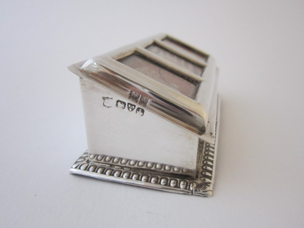 Chester antique Edwardian Sterling Silver Stamp Box - 1901 View IV