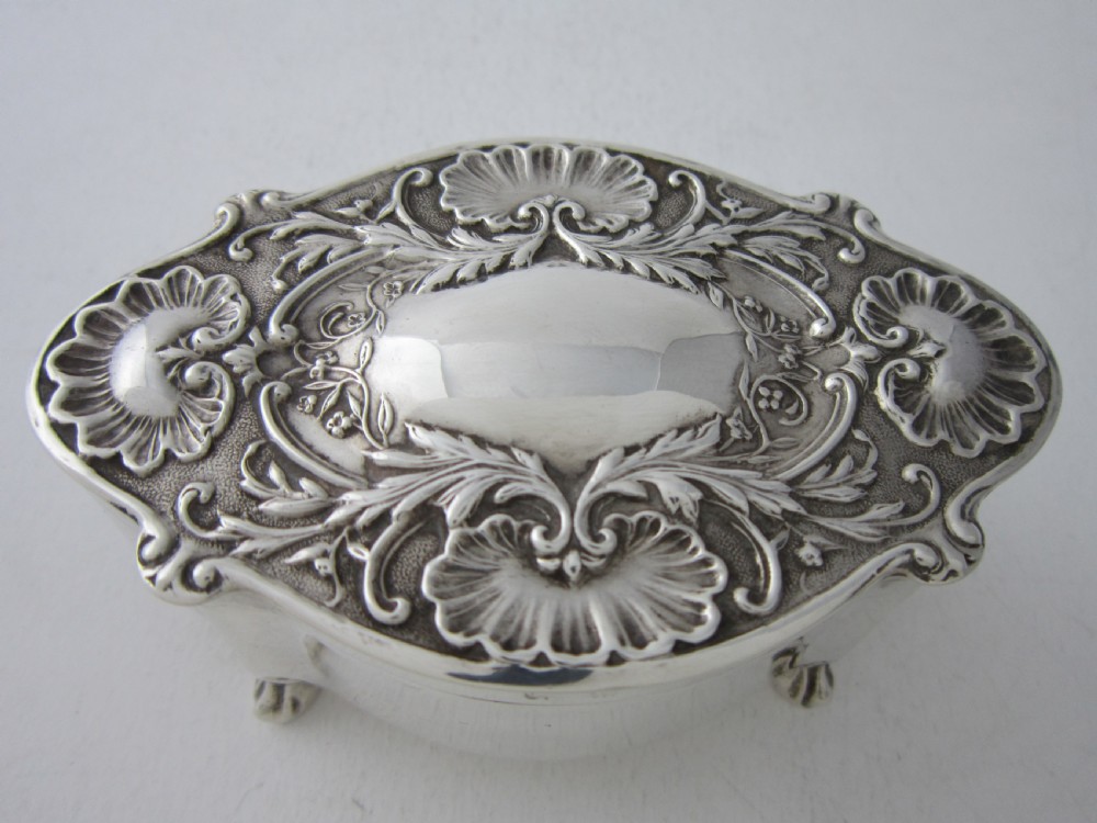 Antique Edwardian Sterling Silver Trinket Box - 1904 View VI