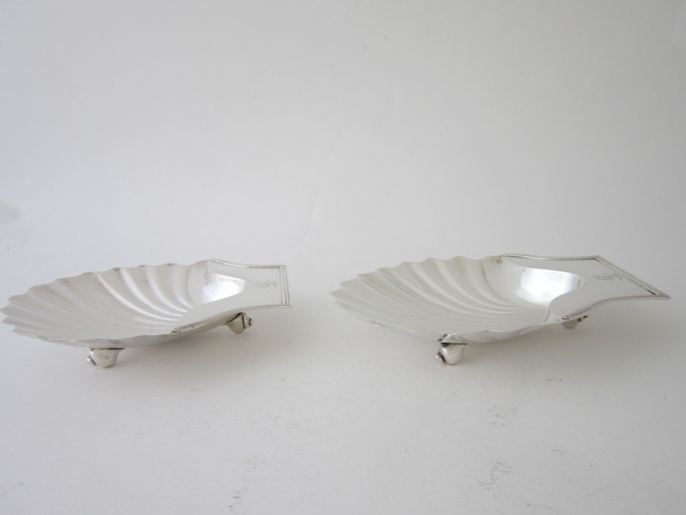 Pair of antique George III Sterling Silver Butter Shells/Dishes - 1795 View III
