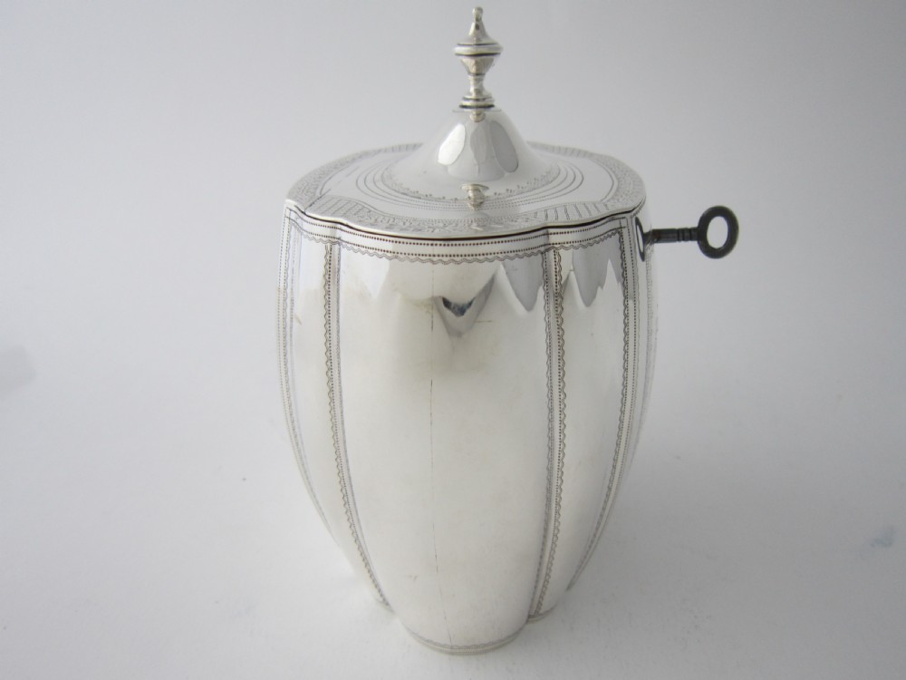 Antique George III Sterling Silver Locking Tea Caddy - 1801 View III