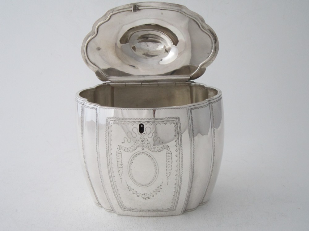 Antique George III Sterling Silver Locking Tea Caddy - 1801 View IV