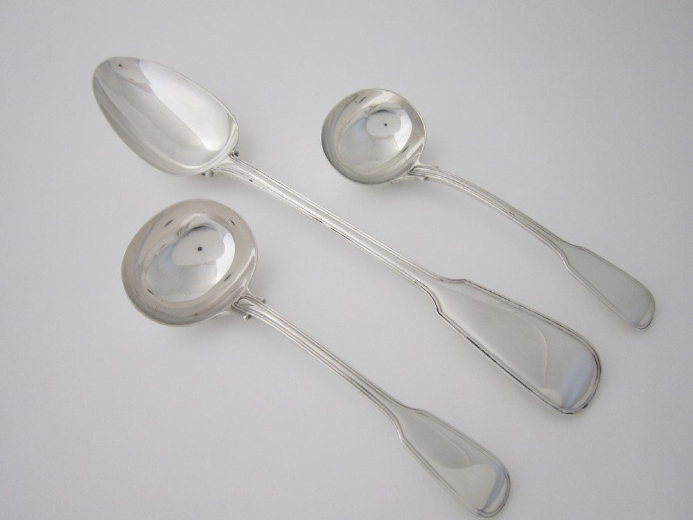 Antique Victorian Sterling Silver Fiddle & Thread Canteen of Cutlery View XIII