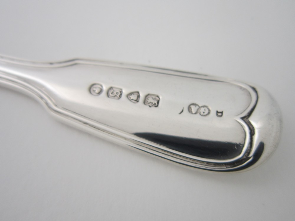 Antique Victorian Sterling Silver Fiddle & Thread Canteen of Cutlery View XV