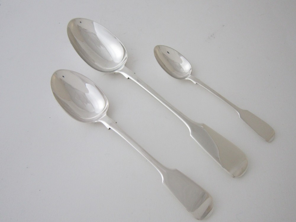 Antique Victorian Sterling Silver Fiddle Pattern Canteen of Cutlery for 12 persons - 1872 View V