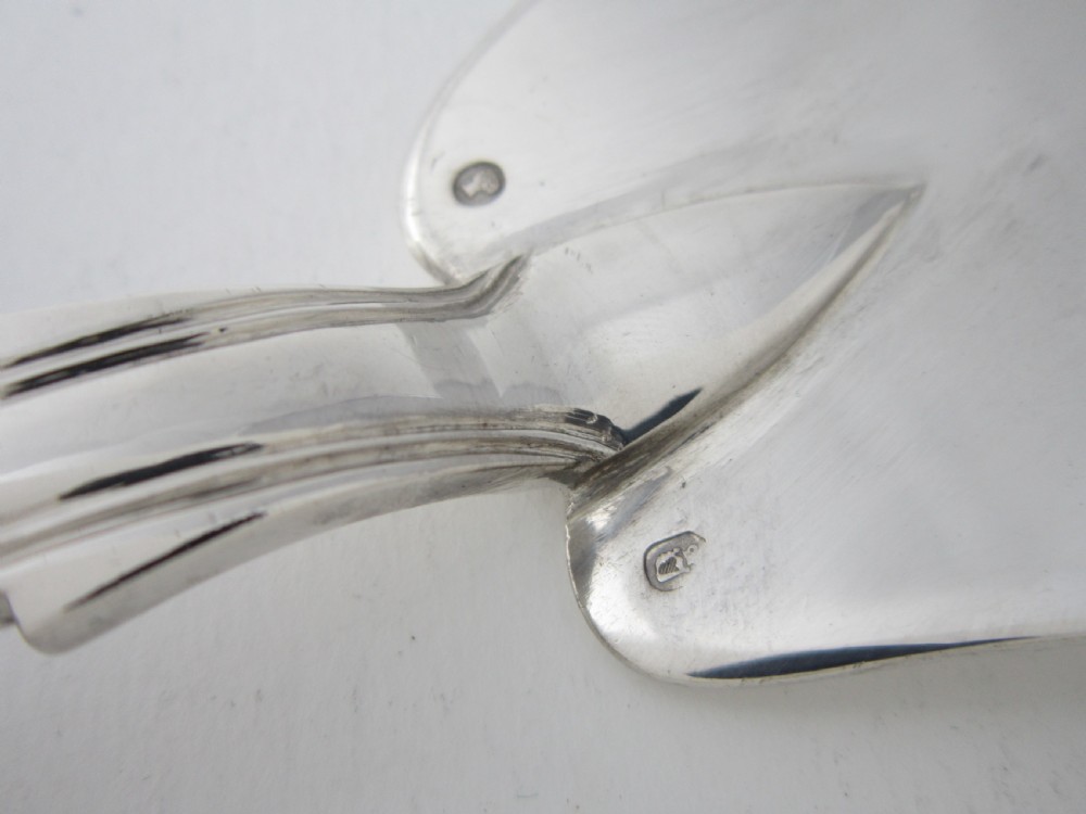 Irish Antique Victorian Sterling Silver Kings Pattern Fish Slice -  View IX