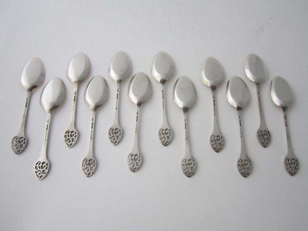 12 Antique George V Sterling Silver Ice Cream Spoons - 1912 View II