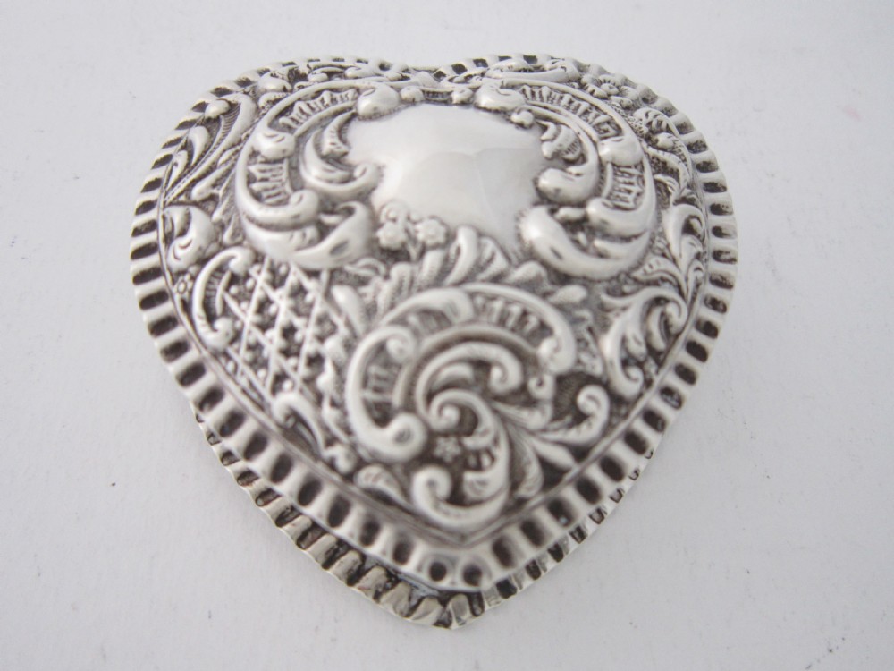 Antique Victorian Sterling Silver Trinket Box - 1900 View II