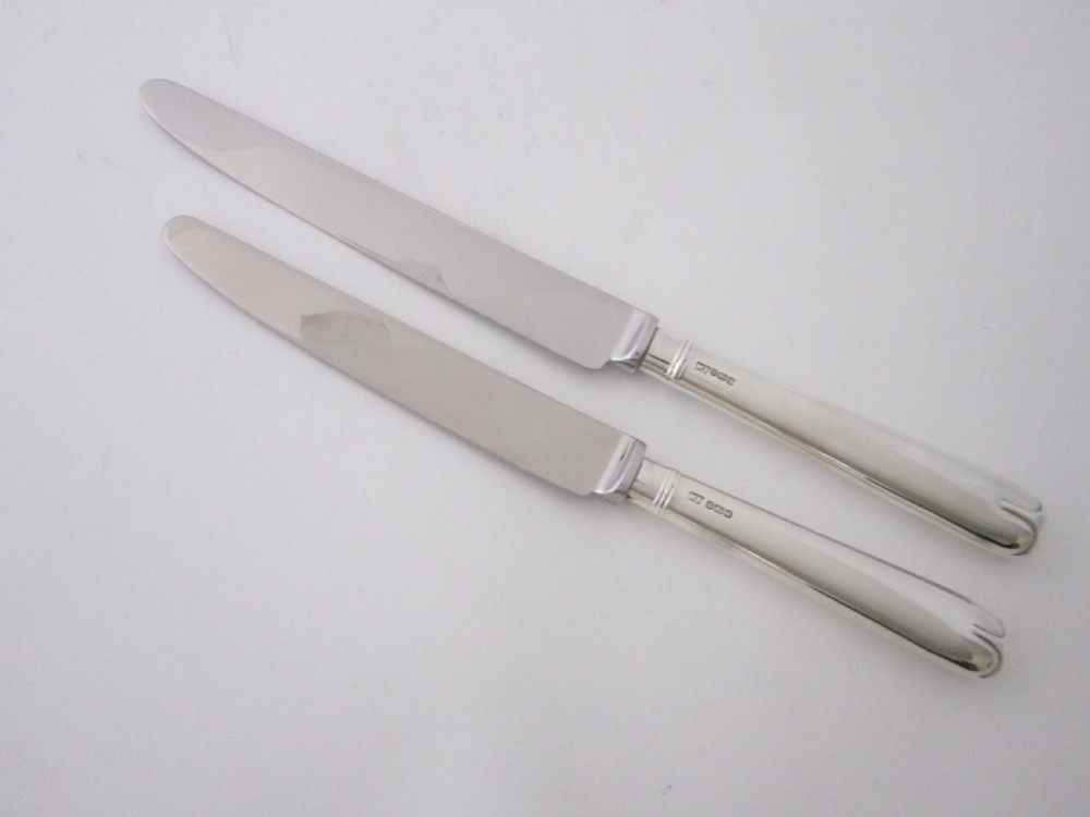 Antique Victorian Sterling Silver Canteen of Fiddle Pattern Cutlery for 12 Persons  View VII