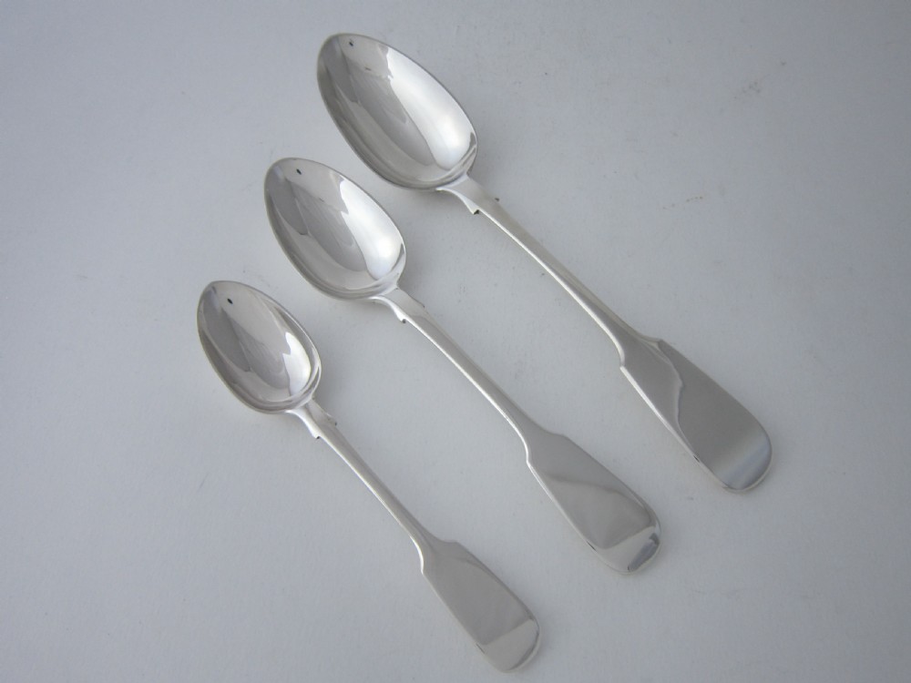 Antique Victorian Sterling Silver Canteen of Fiddle Pattern Cutlery for 12 Persons  View XI