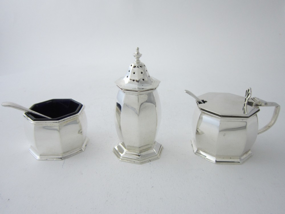 Chester Antique George V Sterling Silver 3-piece Condiment Set - 1919 View III