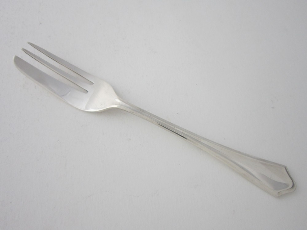 Heavy Set of  6 Elizabeth II Sterling Silver Pastry Forks - 1954 View IV