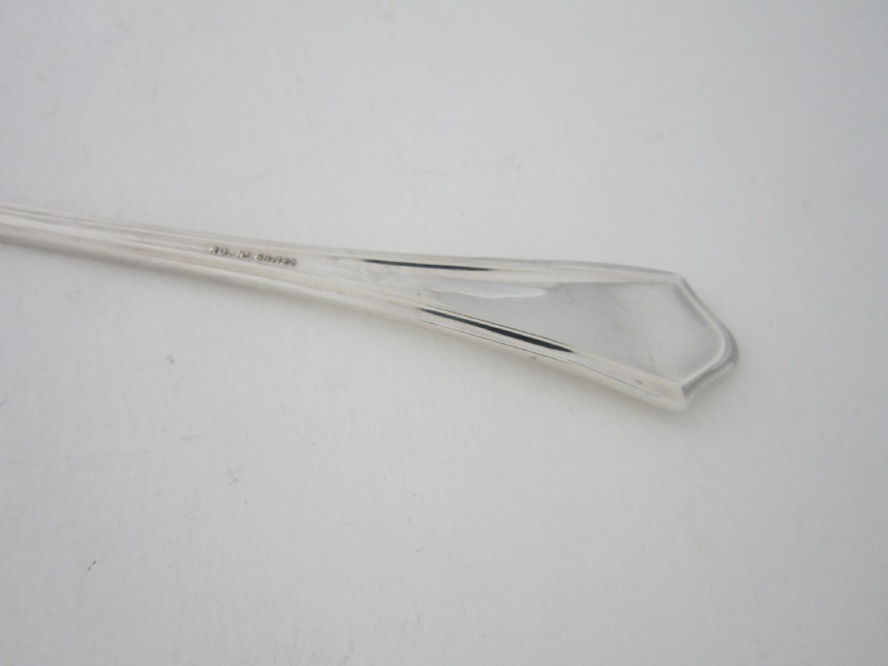 Heavy Set of  6 Elizabeth II Sterling Silver Pastry Forks - 1954 View VIII