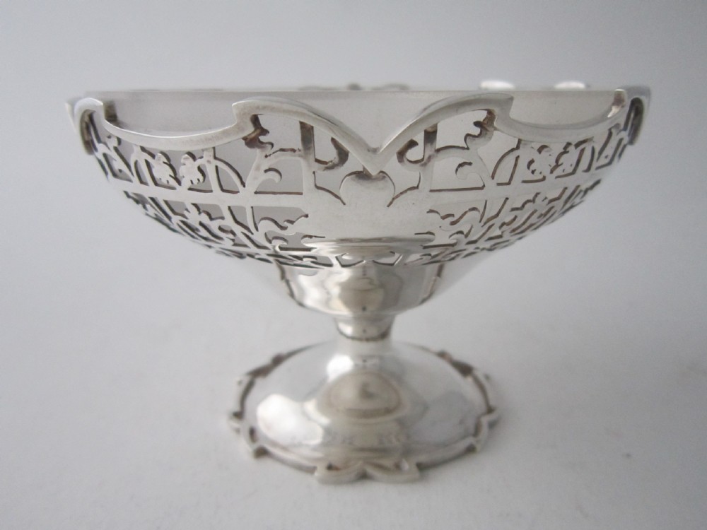 Antique George V Sterling Silver Dessert Bowl & Dishes - 1933 View VI