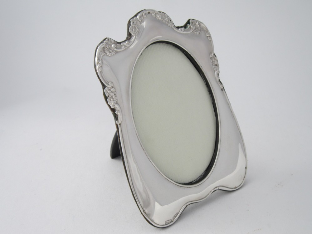 Antique Edwardian Sterling Silver Photo Frame - 1910 View VI