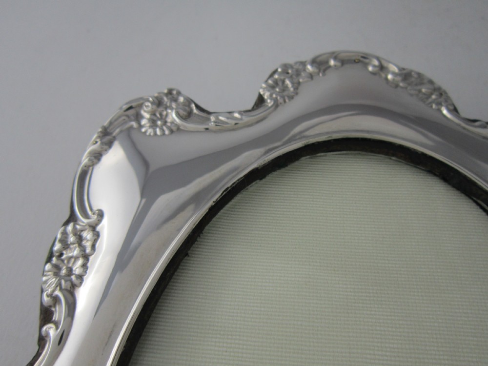 Antique Edwardian Sterling Silver Photo Frame - 1910 View VII