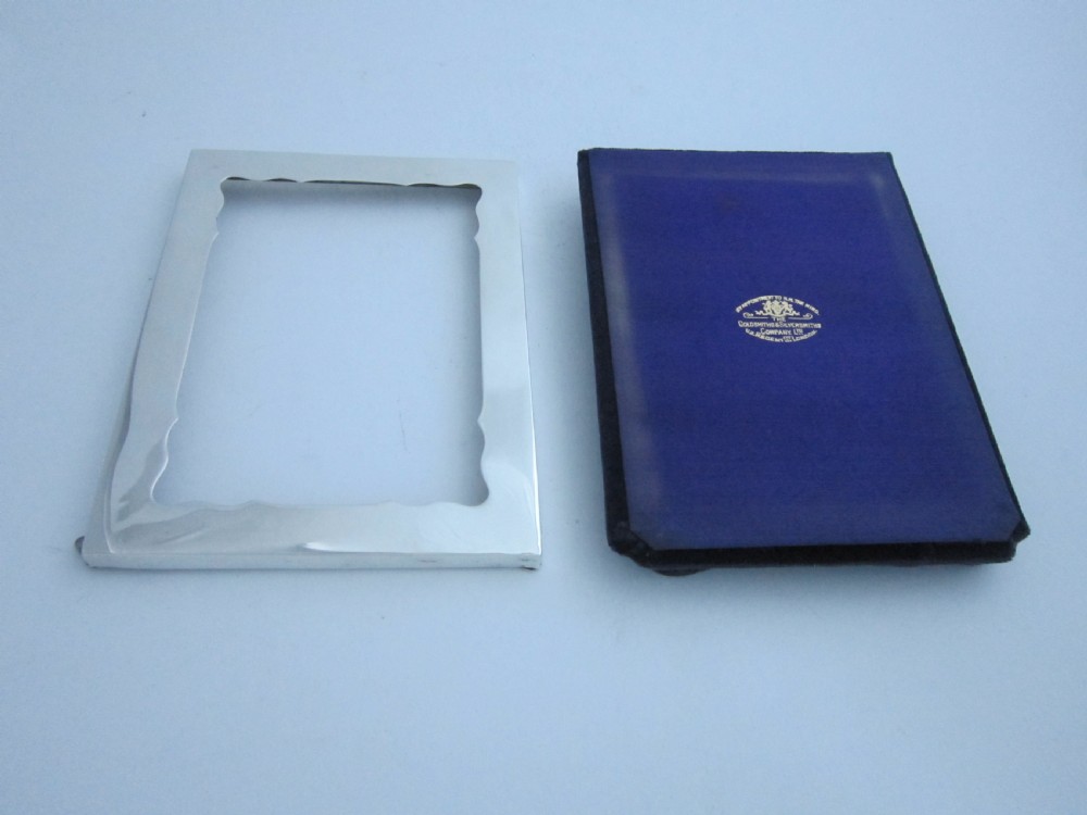 Antique Edwardian Sterling Silver Photo Frame - 1908 View VIII