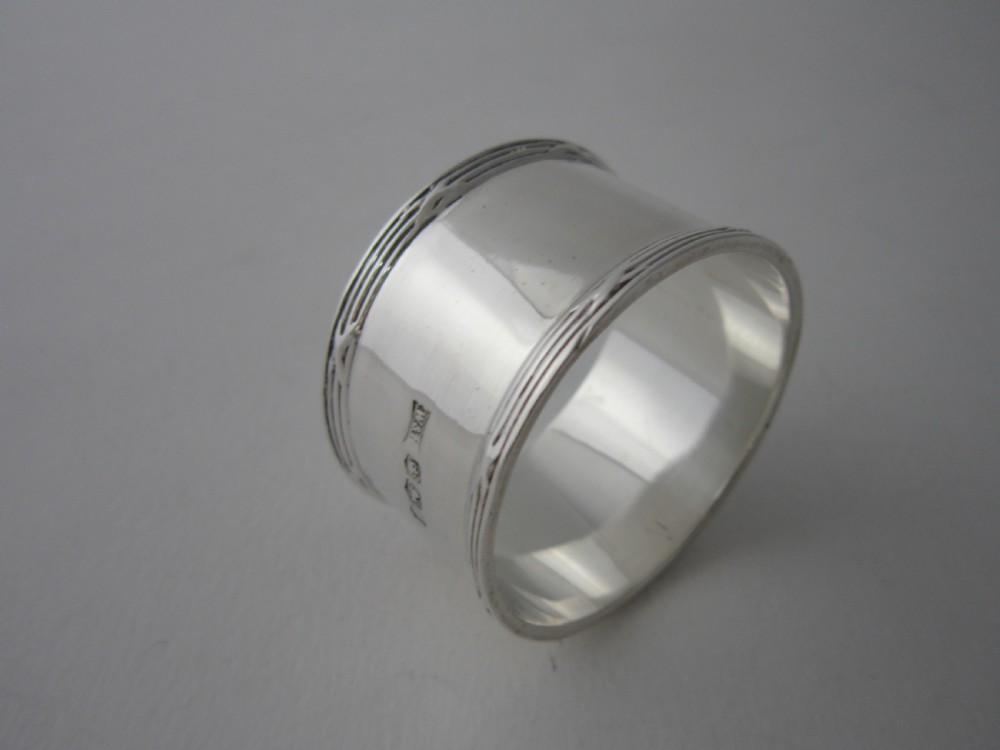 Antique George V Sterling Silver Ribbon & Reed Napkin Ring - 1926