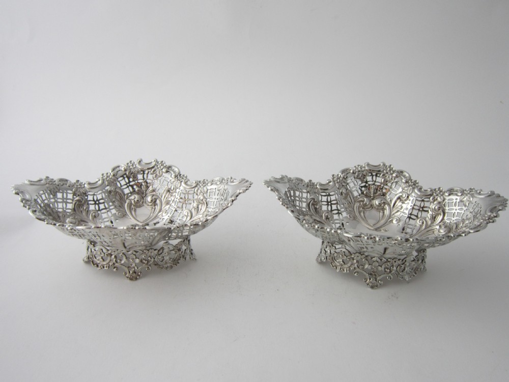 Antique Victorian Sterling Silver Suite of Three dishes - 1895/7 View VII