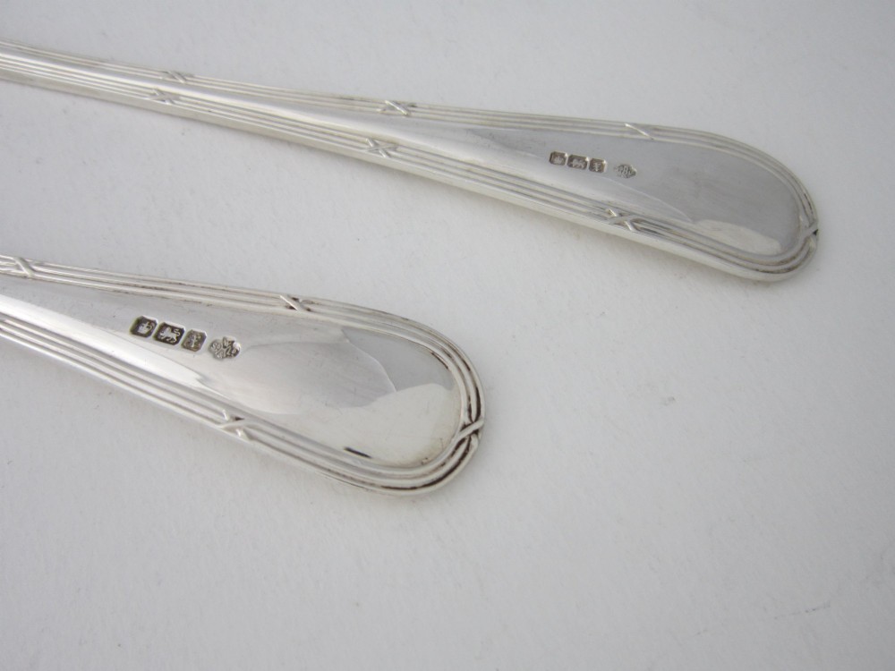 Antique George V Sterling Silver Ribbon & Reed Salad Servers - 1915 View V