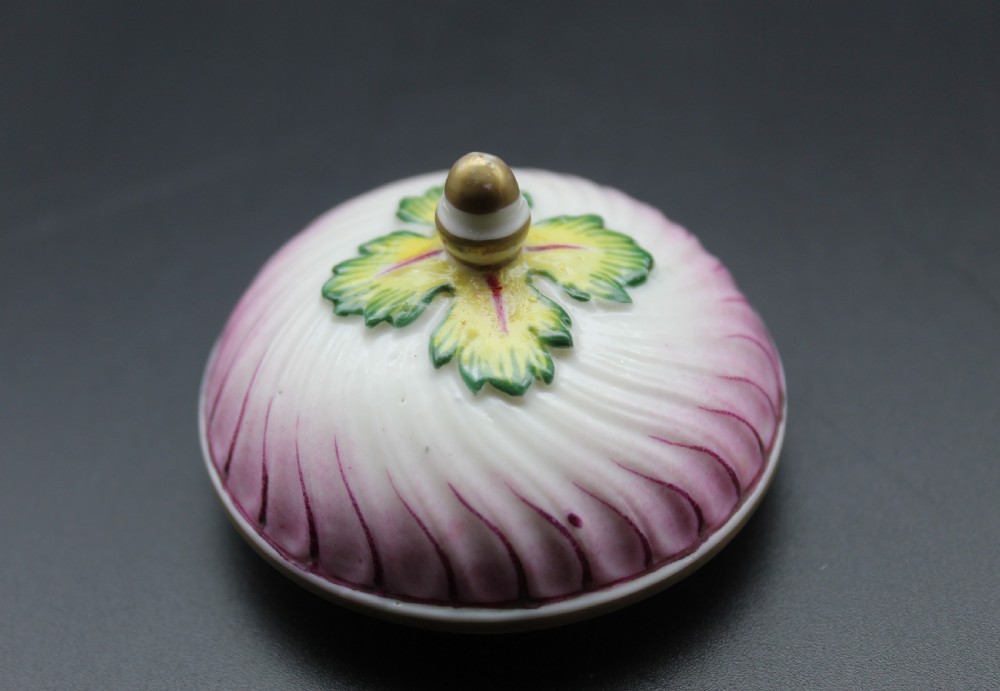 Naples, Italian, Capodimonte porcelain lidded urn on stand, 19th century    View X
